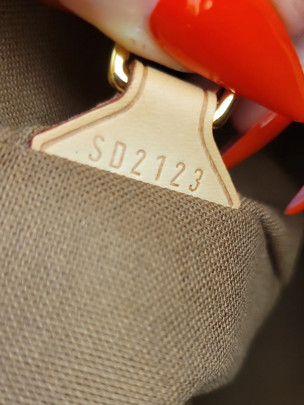 Louis Vuitton Tivoli GM Tote Bag